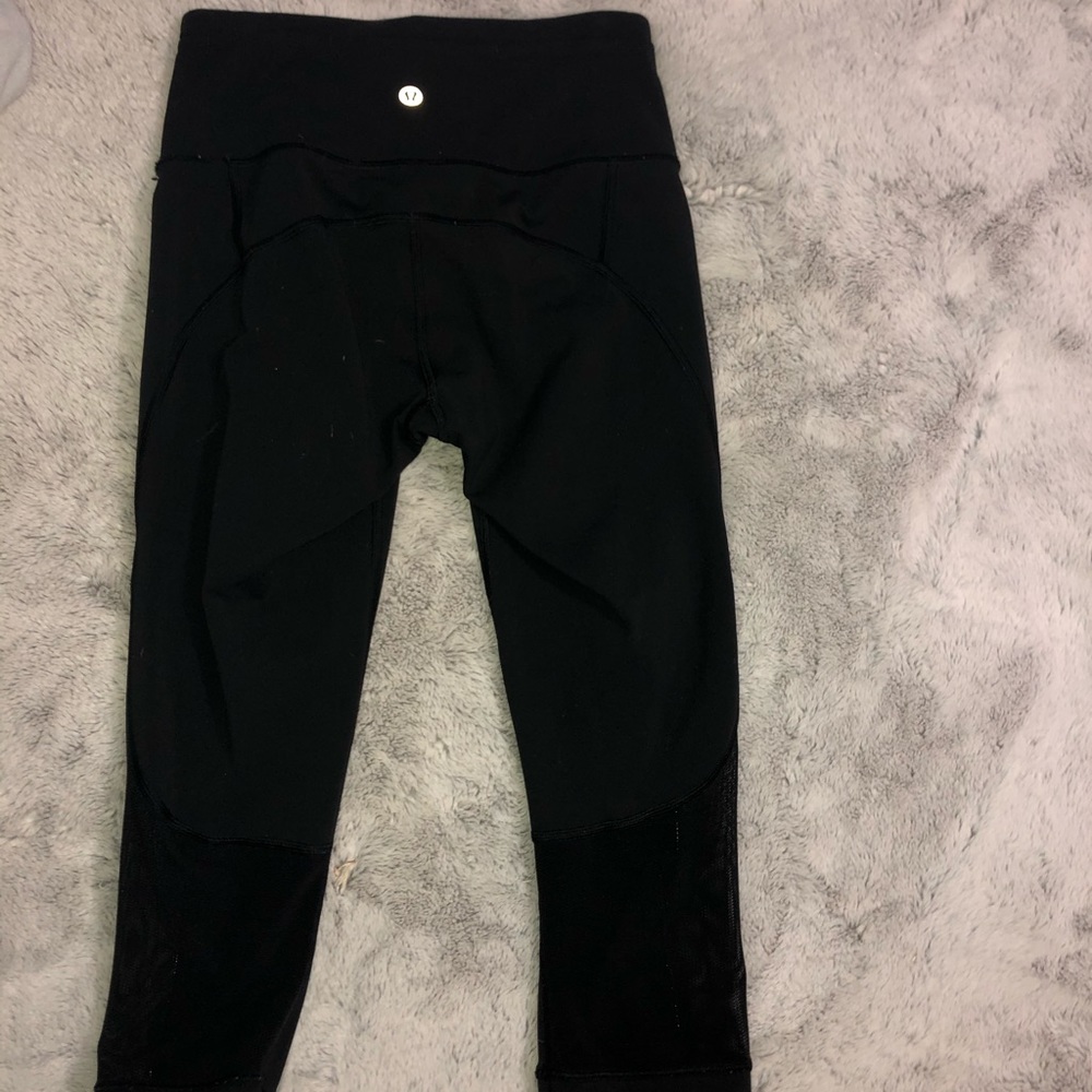 Lululemon cropped pants